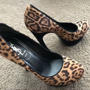 Yves Saint Laurent Palais platform heels
